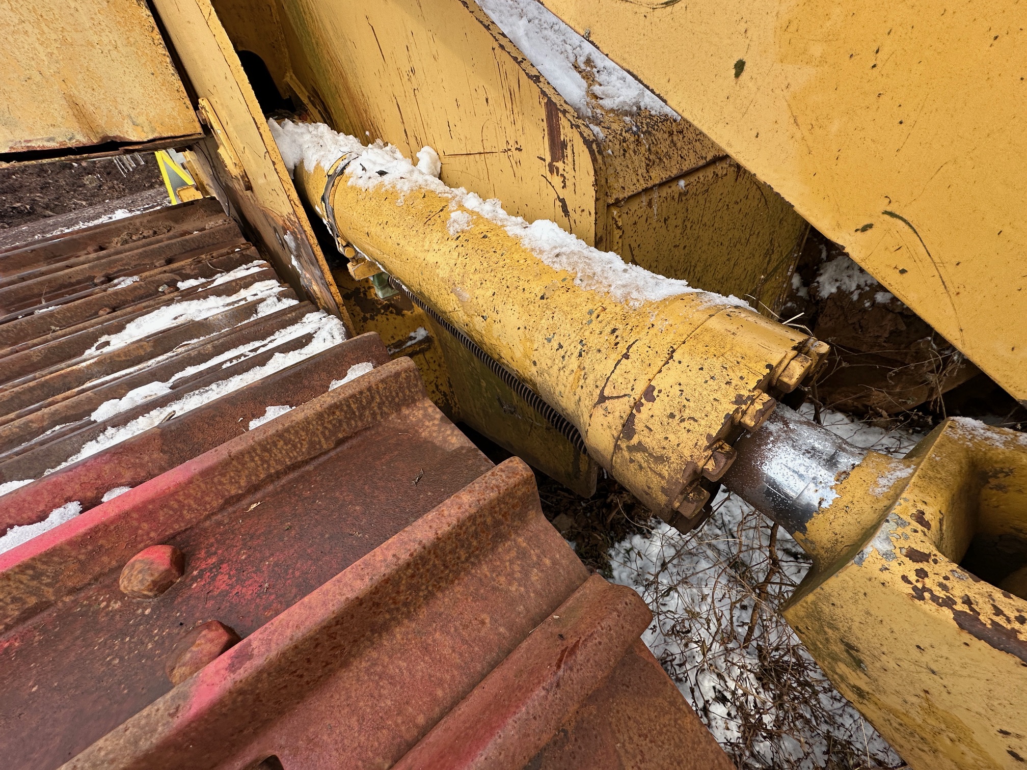 2004 DEERE 755C Series II - Image 14