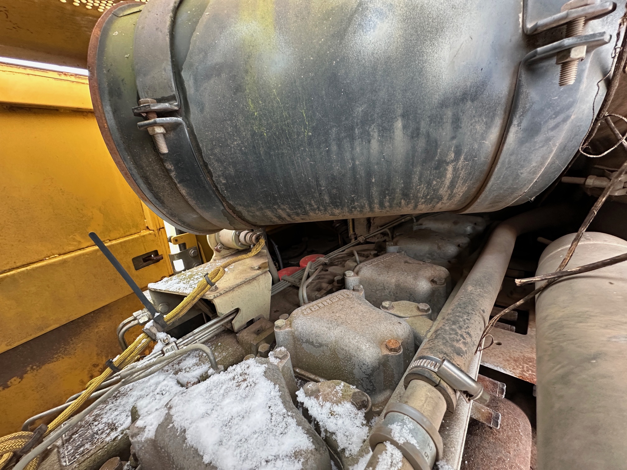 2004 DEERE 755C Series II - Image 23