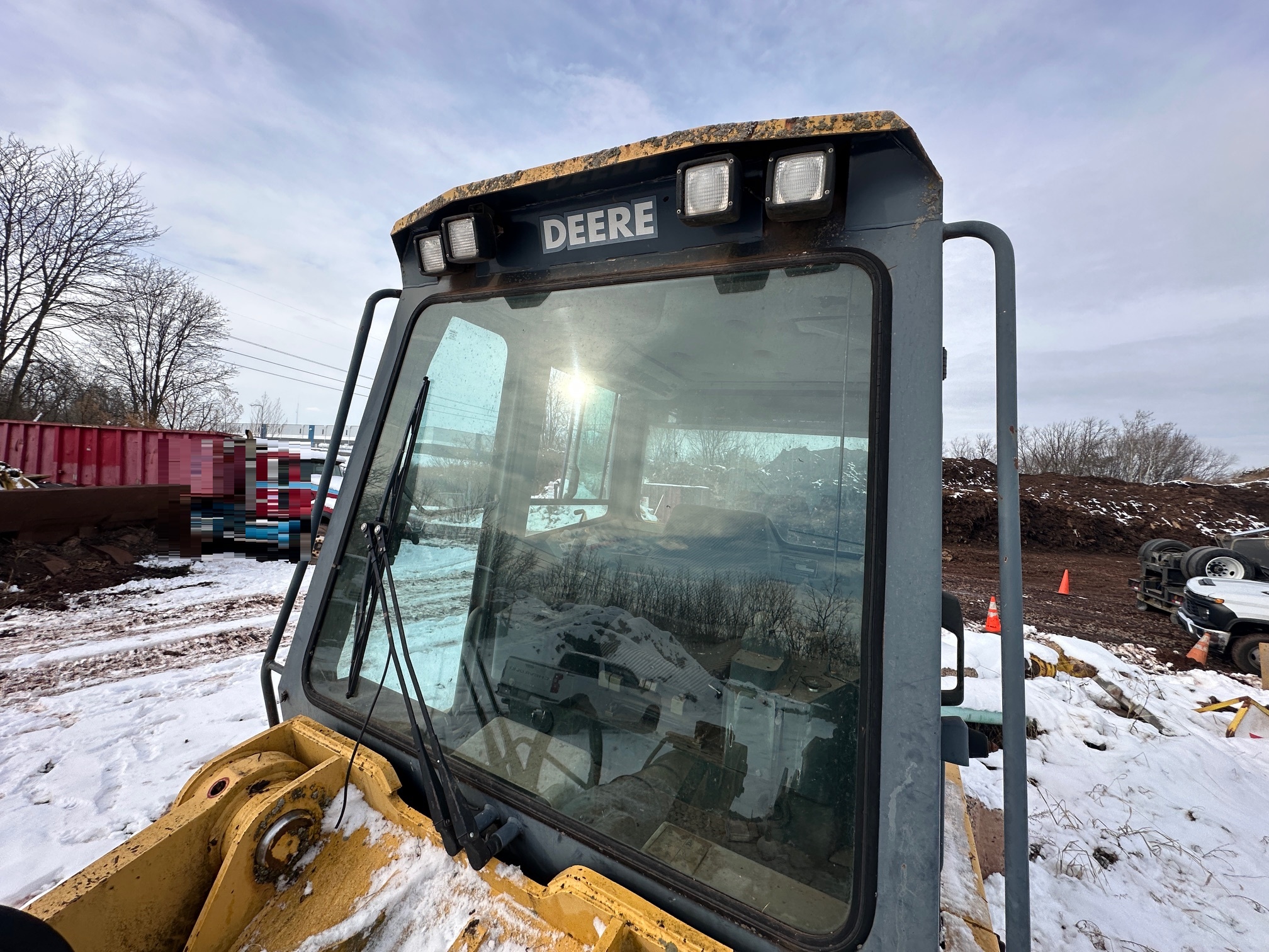 2004 DEERE 755C Series II - Image 33