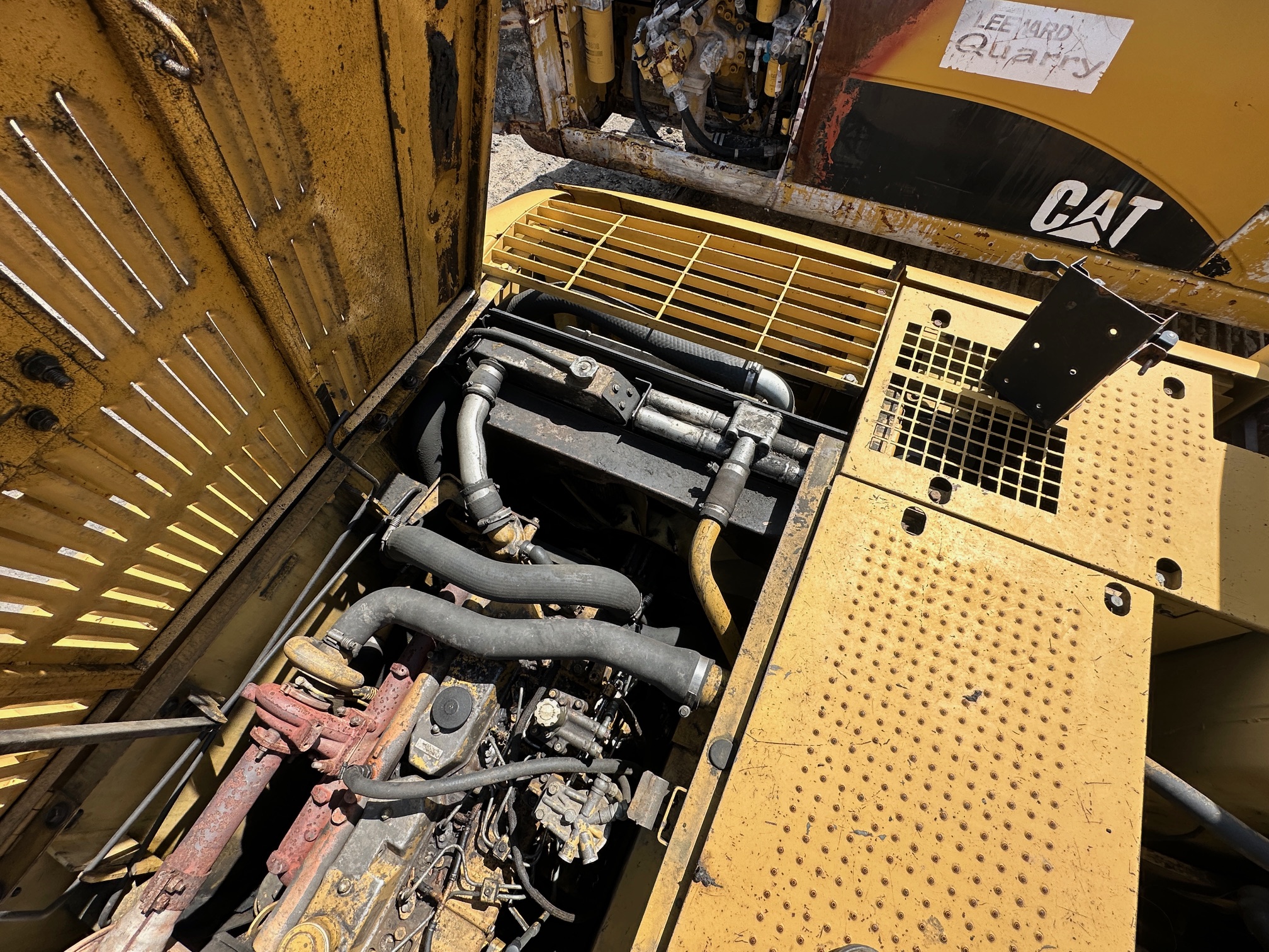 2004 CATERPILLAR 320CL - Image 33