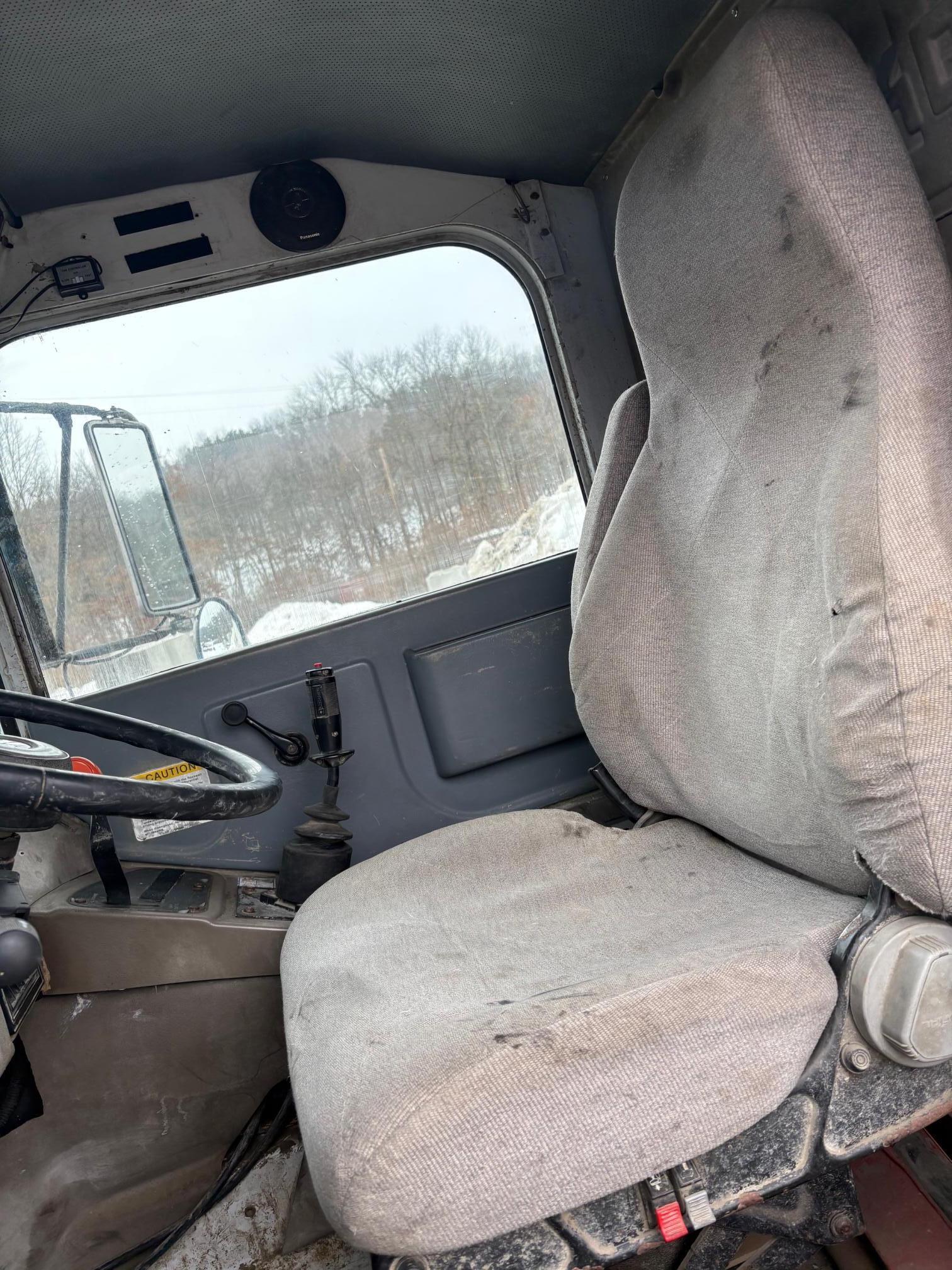 2000 OSHKOSH S2346 - view 16 of 41