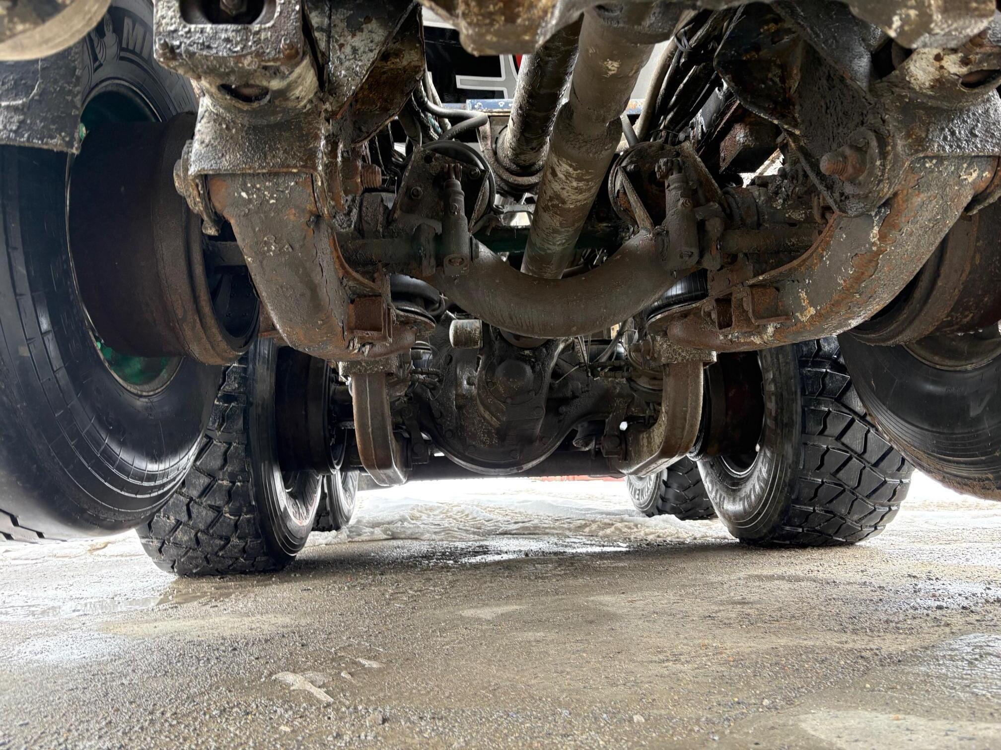 2000 OSHKOSH S2346 - Image 36