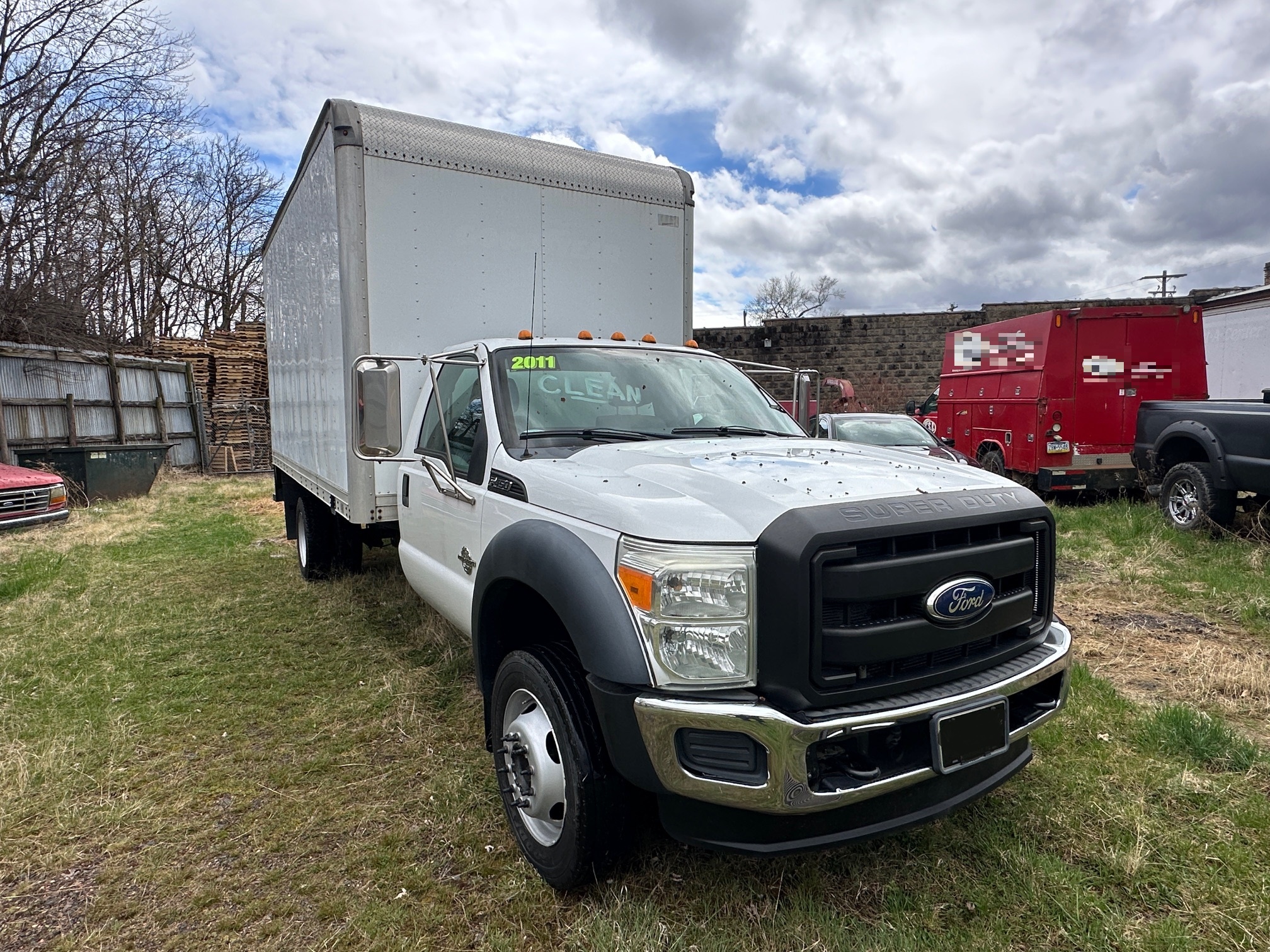 2011 FORD F450 16' Box Truck - view 6 of 38