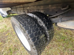 2011 FORD F450 16' Box Truck - Image 15