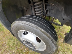 2011 FORD F450 16' Box Truck - Image 21