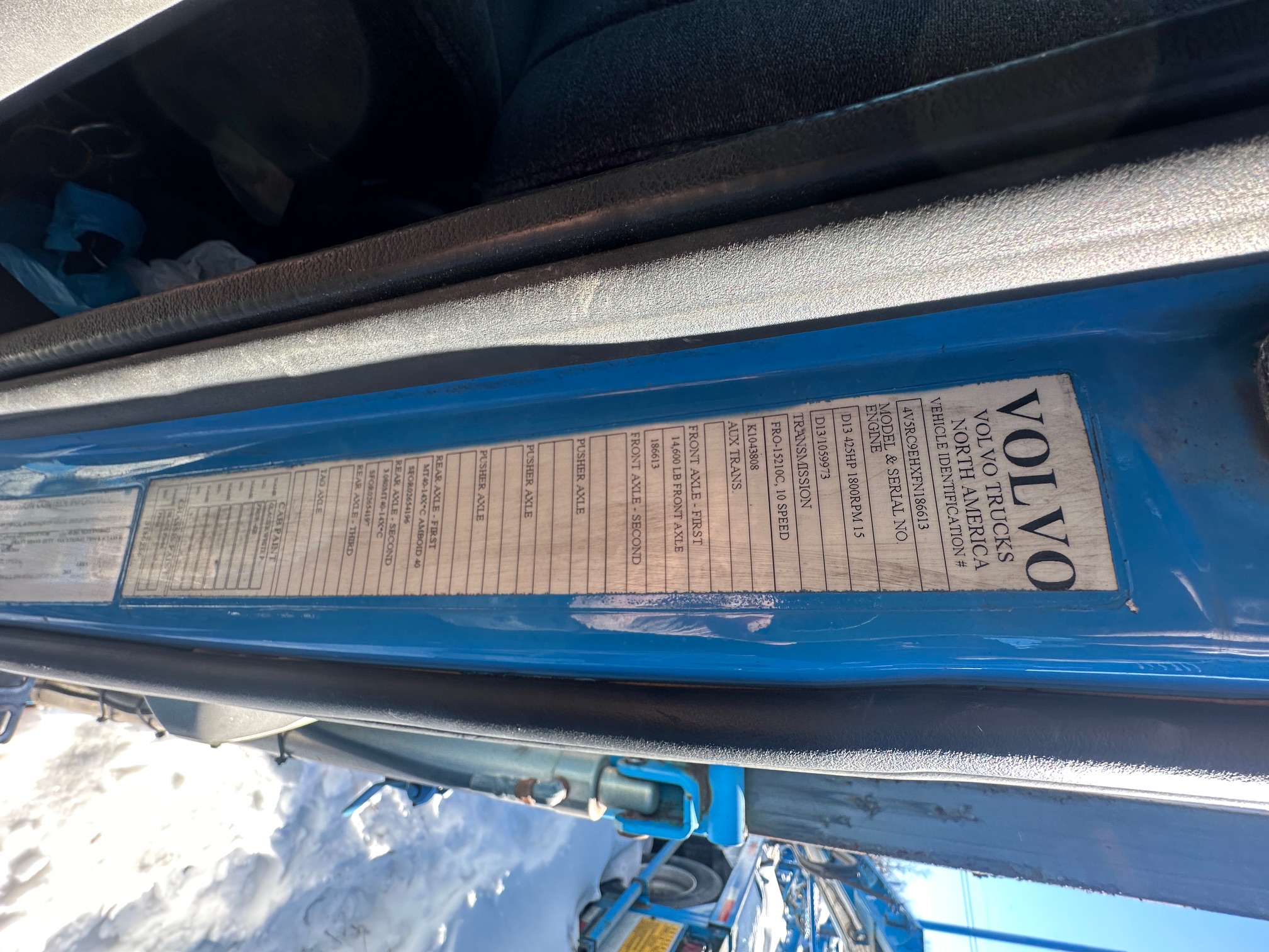 2015 VOLVO VAH Car Hauler - view 5 of 19