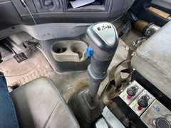 2004 VOLVO 17.5T Crane - Image 14