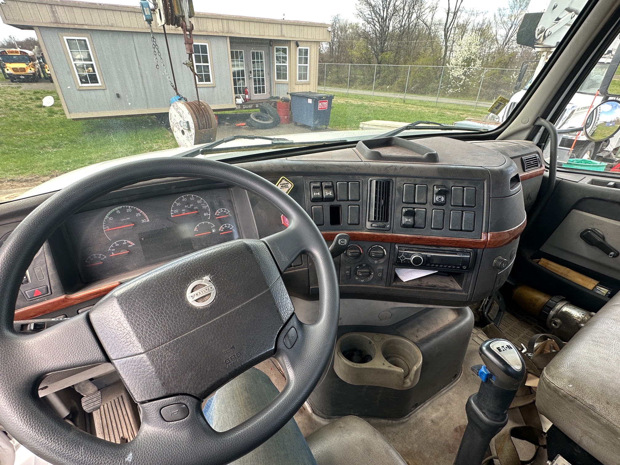 2004 VOLVO 17.5T Crane - view 15 of 53