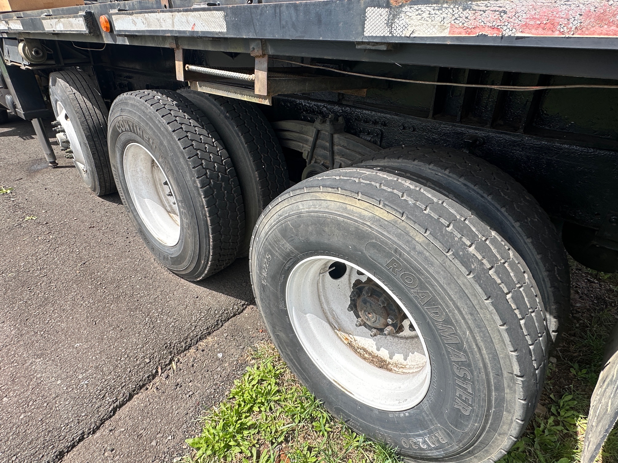 2004 VOLVO 17.5T Crane - Image 21