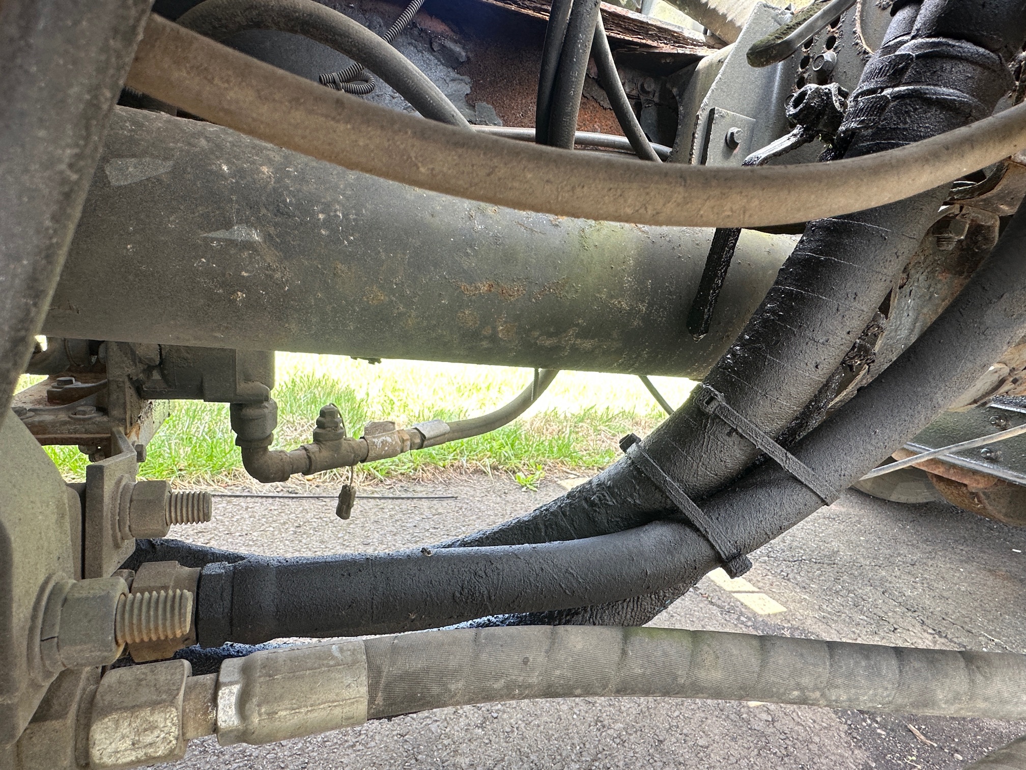 2004 VOLVO 17.5T Crane - Image 28