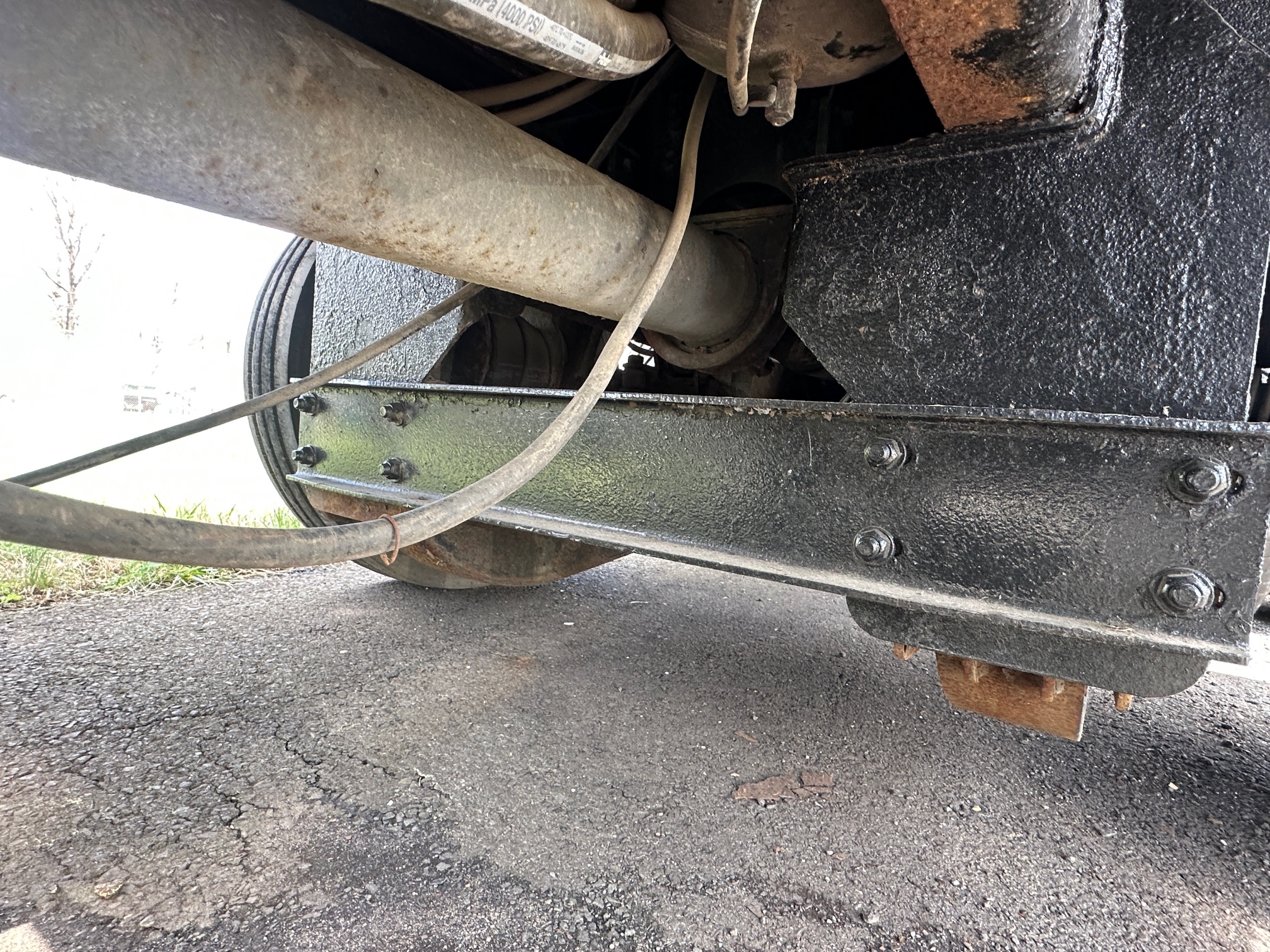 2004 VOLVO 17.5T Crane - Image 29