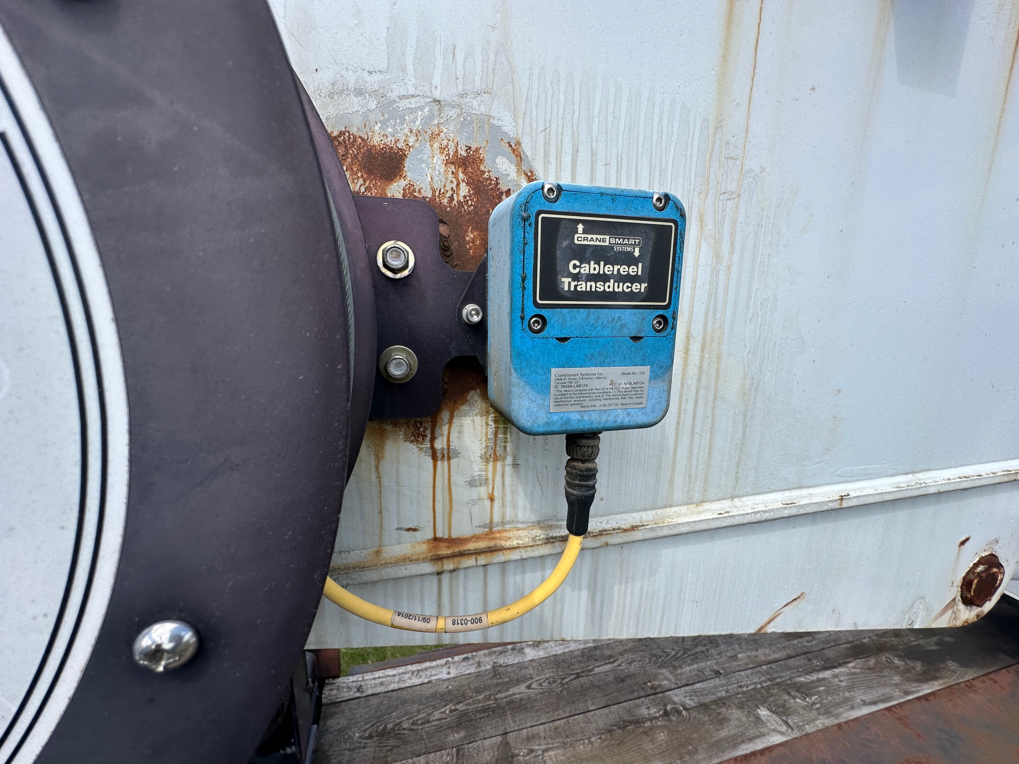 2004 VOLVO 17.5T Crane - Image 46