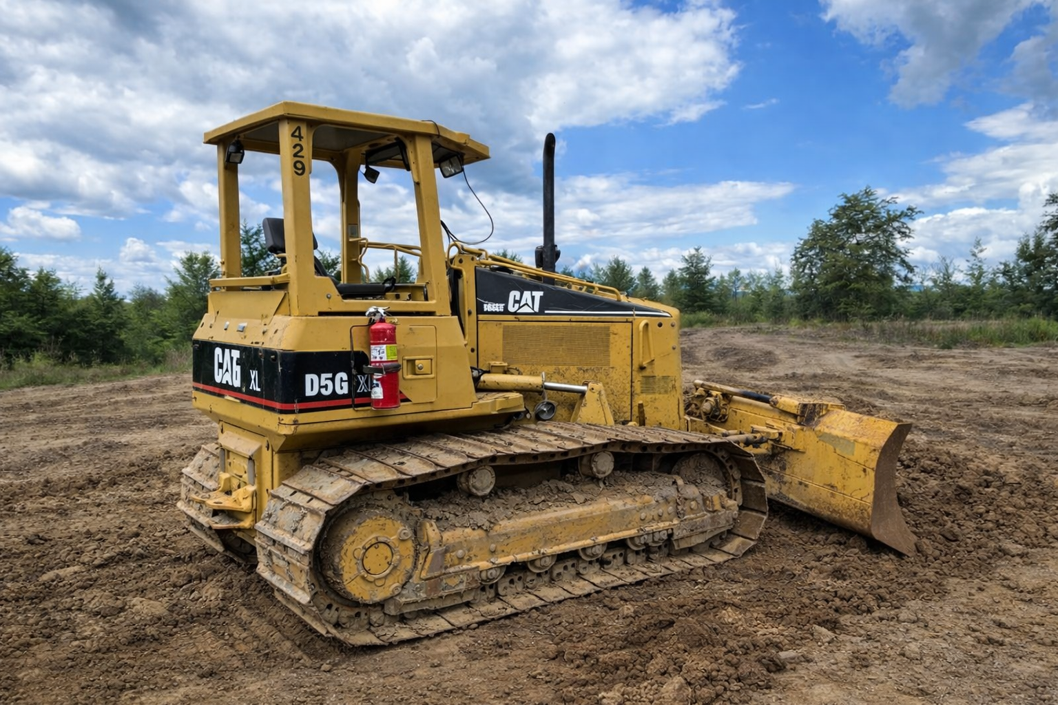 2005 CATERPILLAR D5G - view 1 of 32