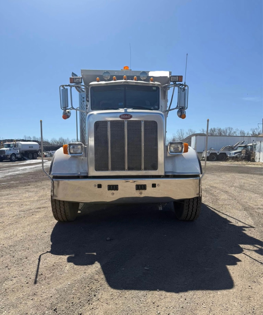 2016 PETERBILT 365 - Image 2