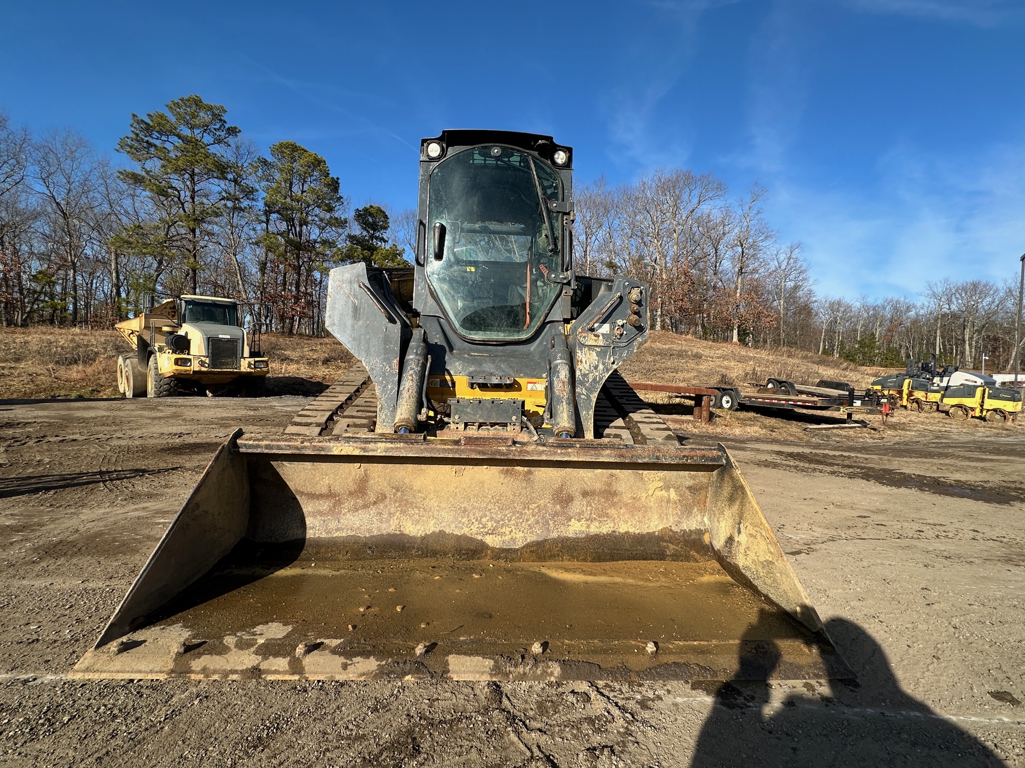 2019 DEERE 331G - view 4 of 38