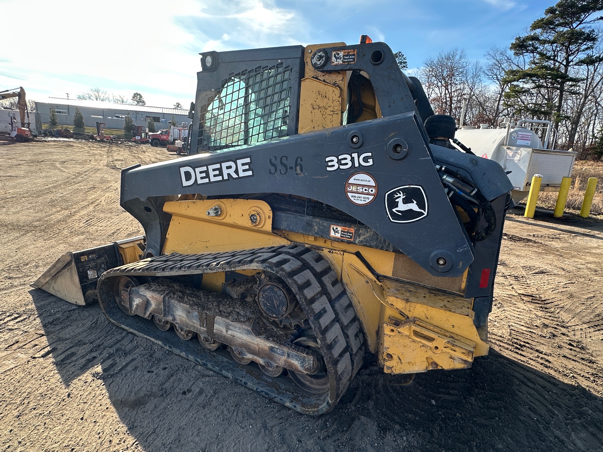 2019 DEERE 331G - Image 9