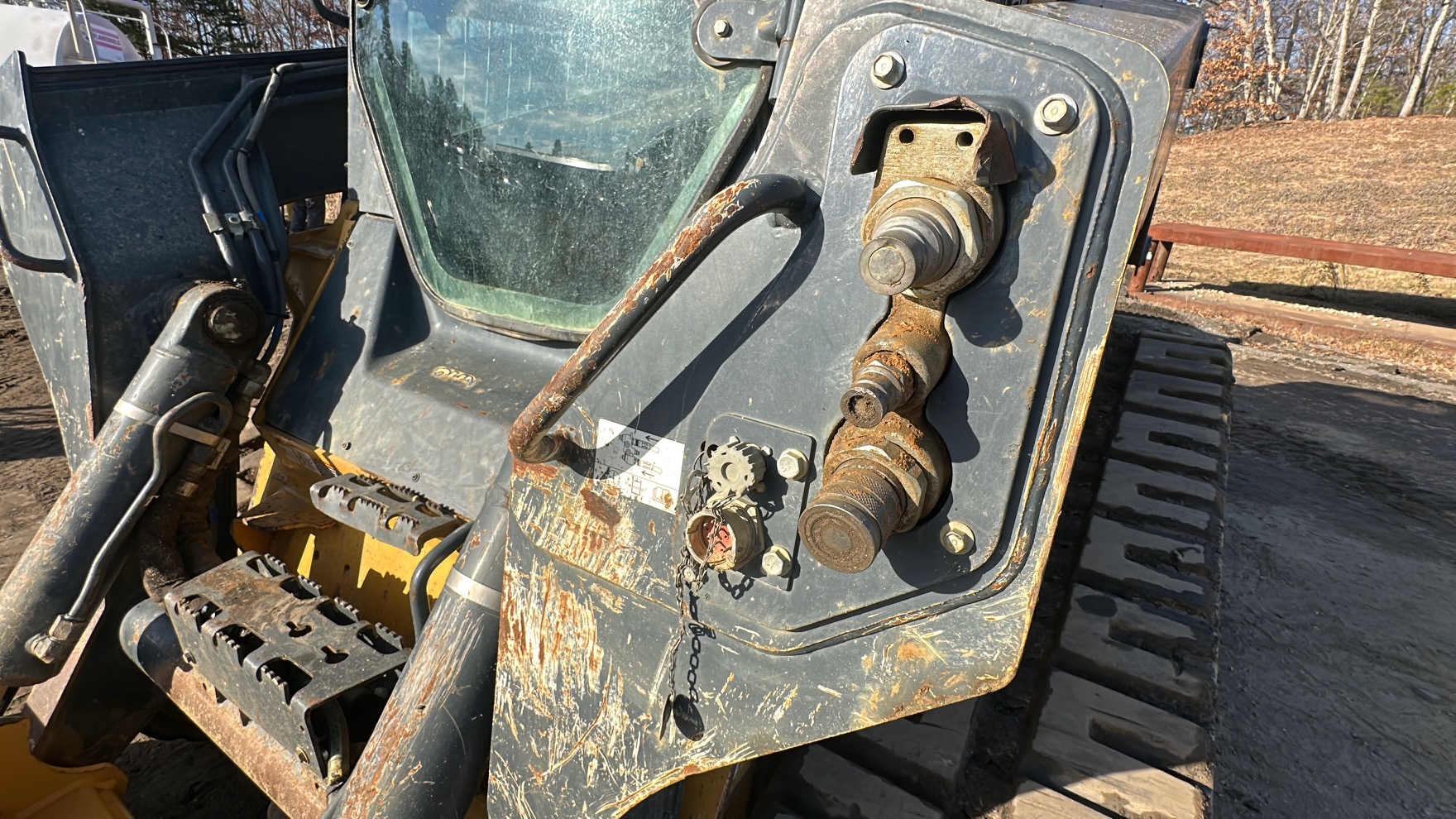 2019 DEERE 331G - Image 27