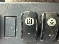 2019 DEERE 331G - Image 34