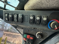 2019 DEERE 331G - Image 35