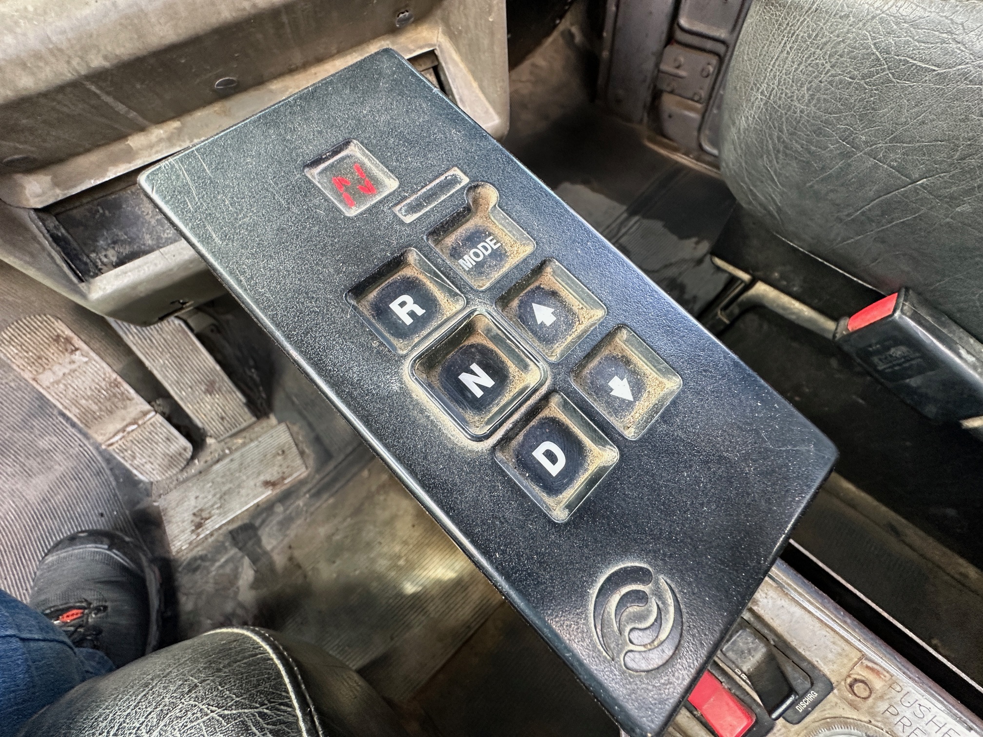 2000 MACK RB688S - Image 32