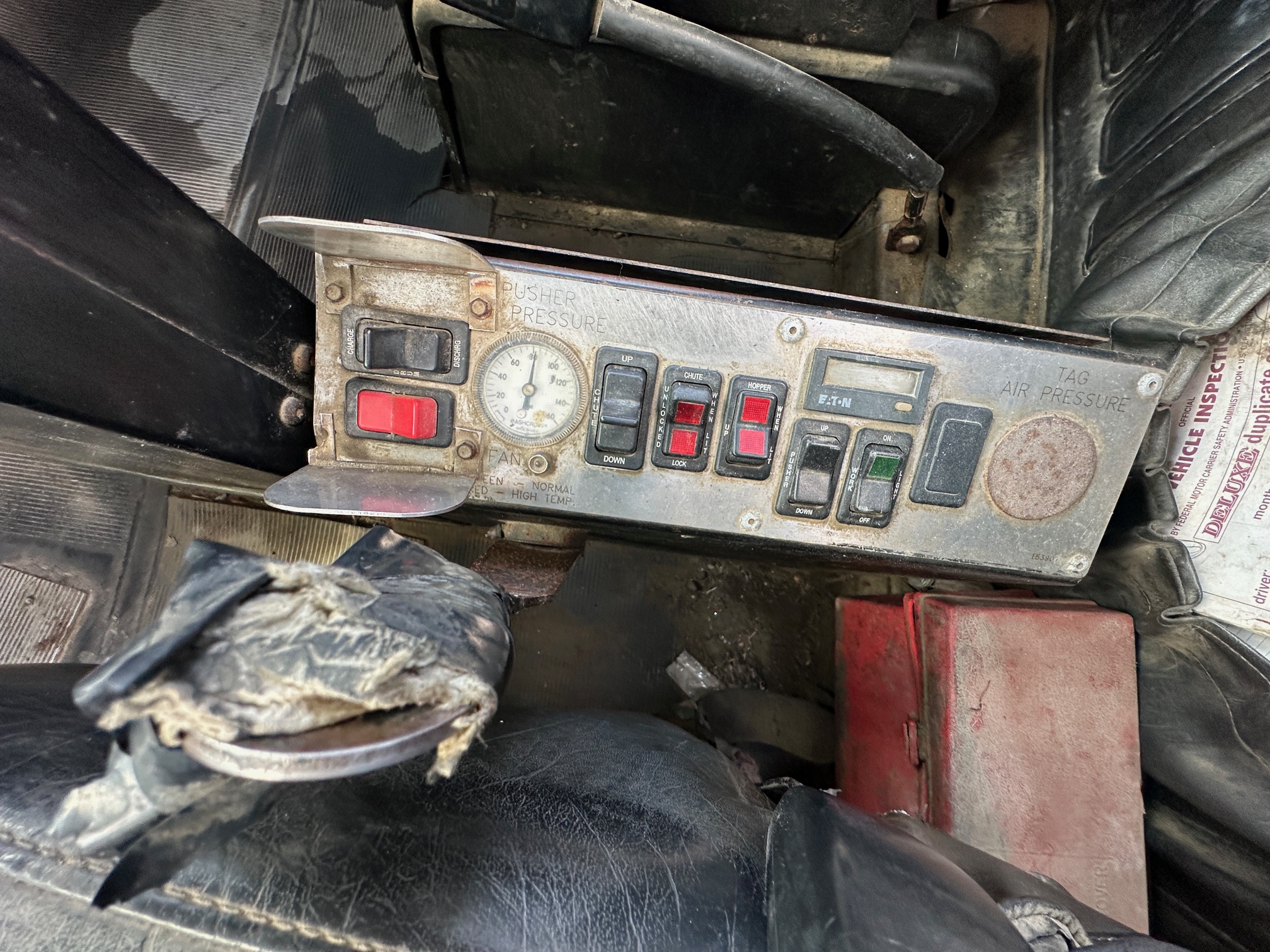 2000 MACK RB688S - Image 33