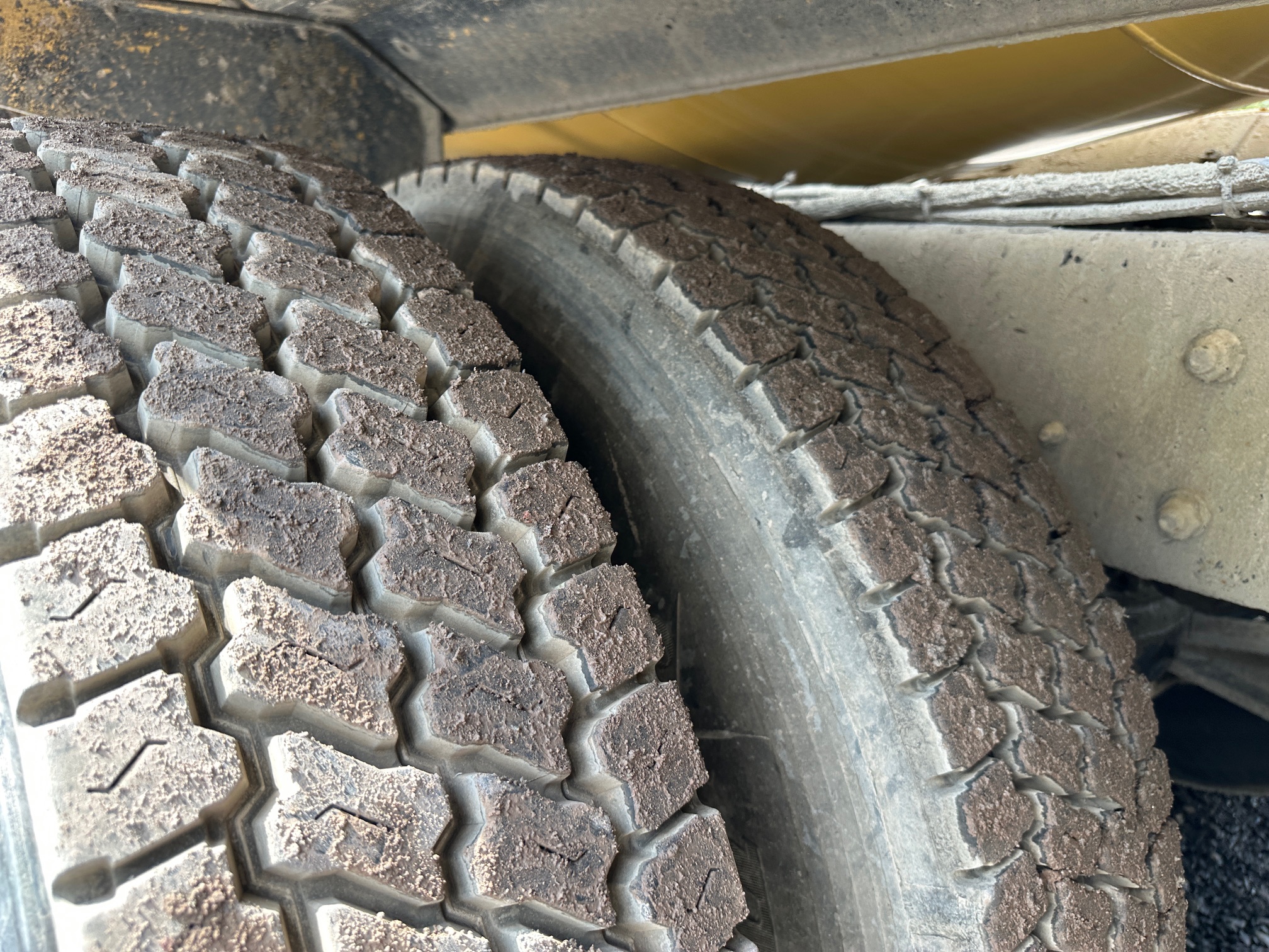 2000 MACK RB688S - Image 43