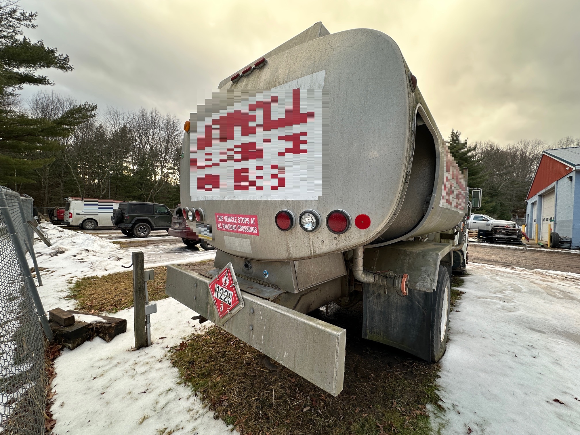 2000 INTERNATIONAL 4900 DT466E - Image 7