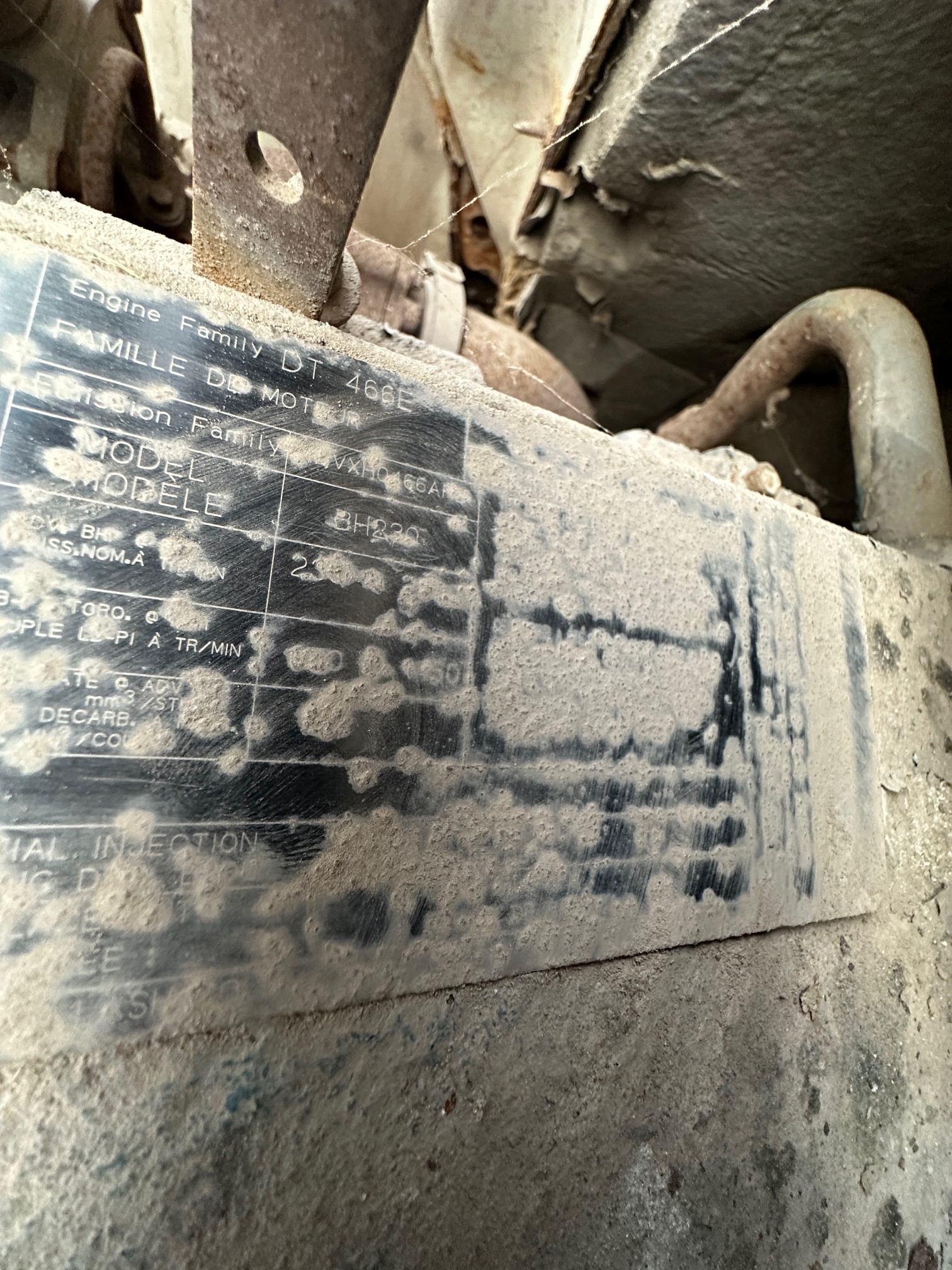 2000 INTERNATIONAL 4900 DT466E - Image 24