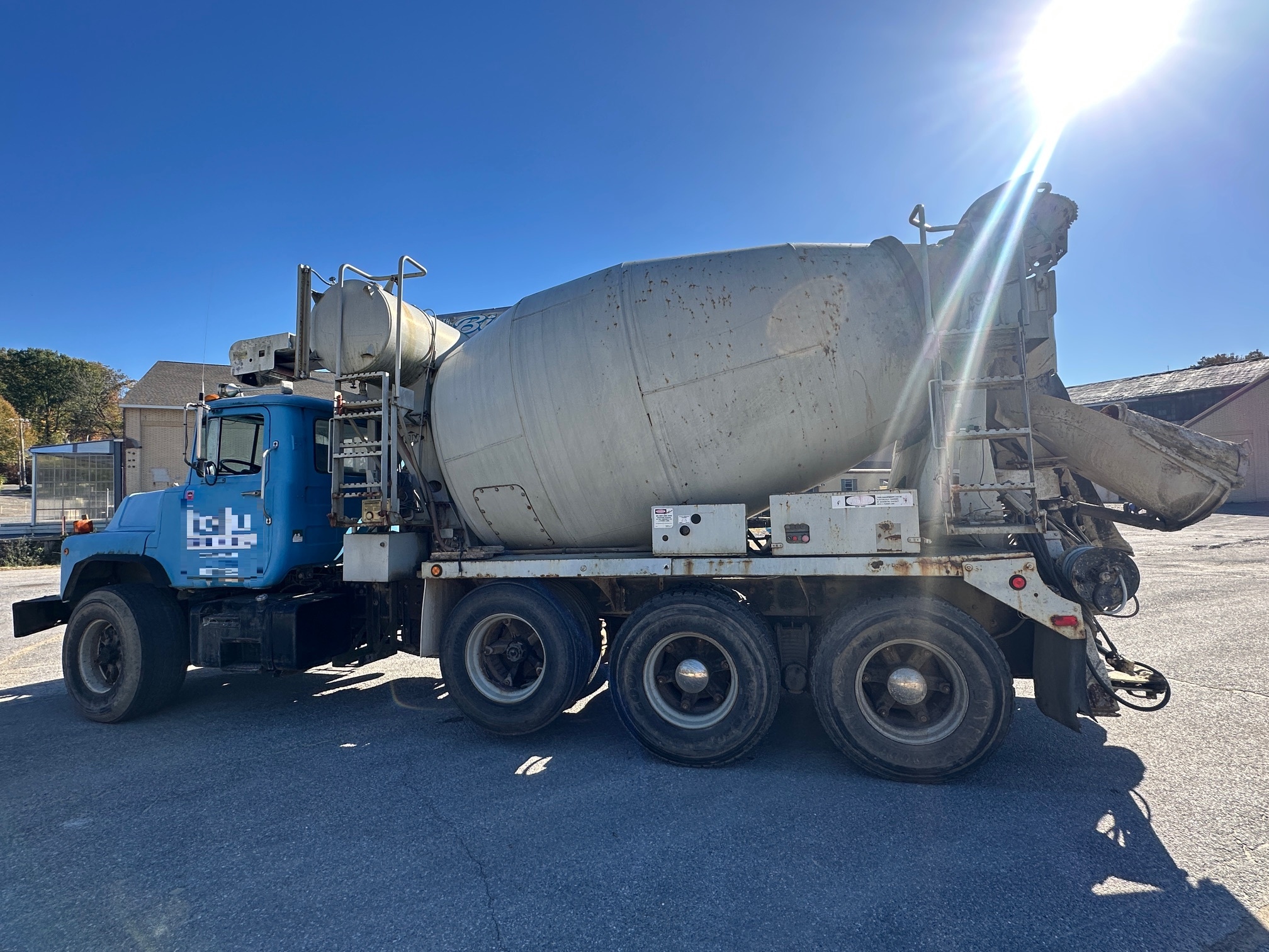 2003 MACK DM690S - view 11 of 52