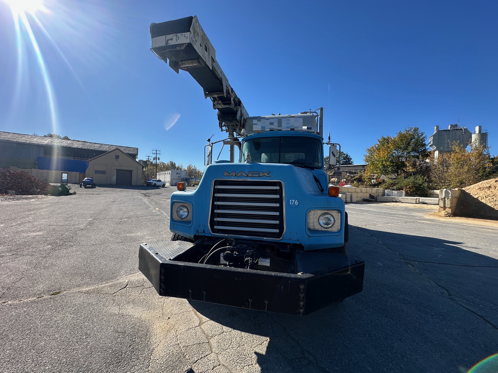 2003 MACK DM690S - view 14 of 52