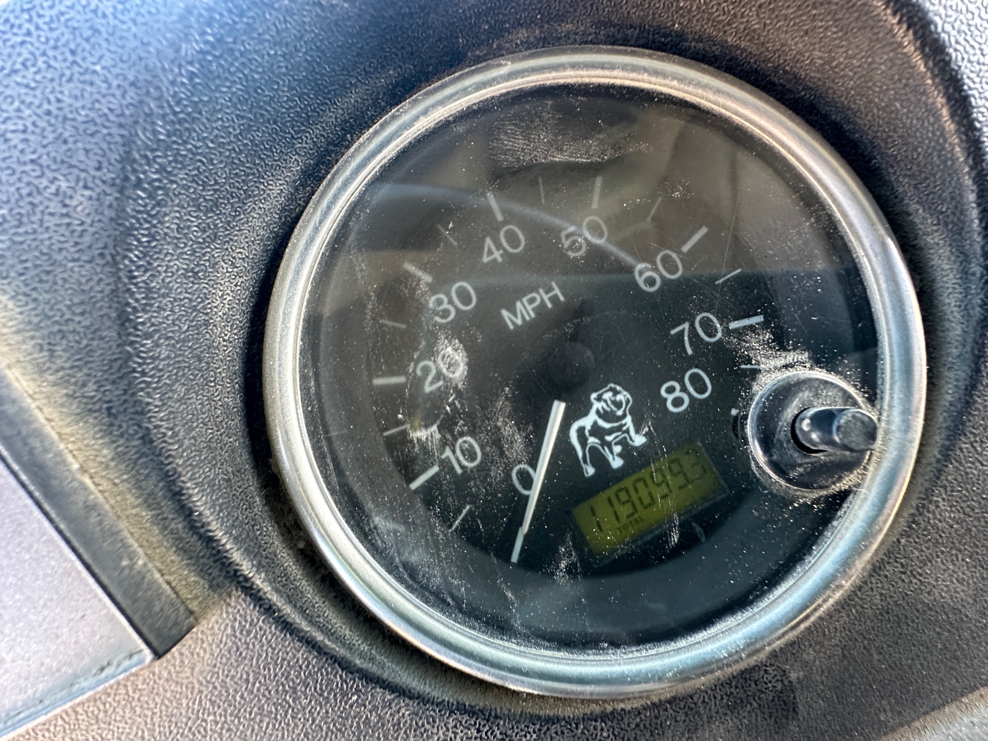 2003 MACK DM690S - Image 32