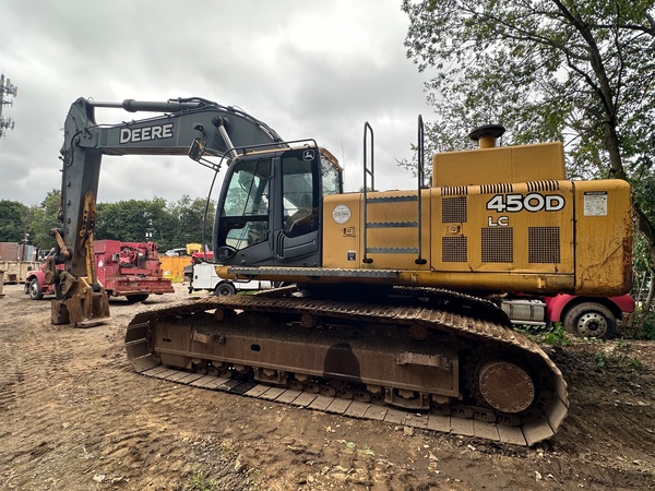 2011 DEERE 450D LC