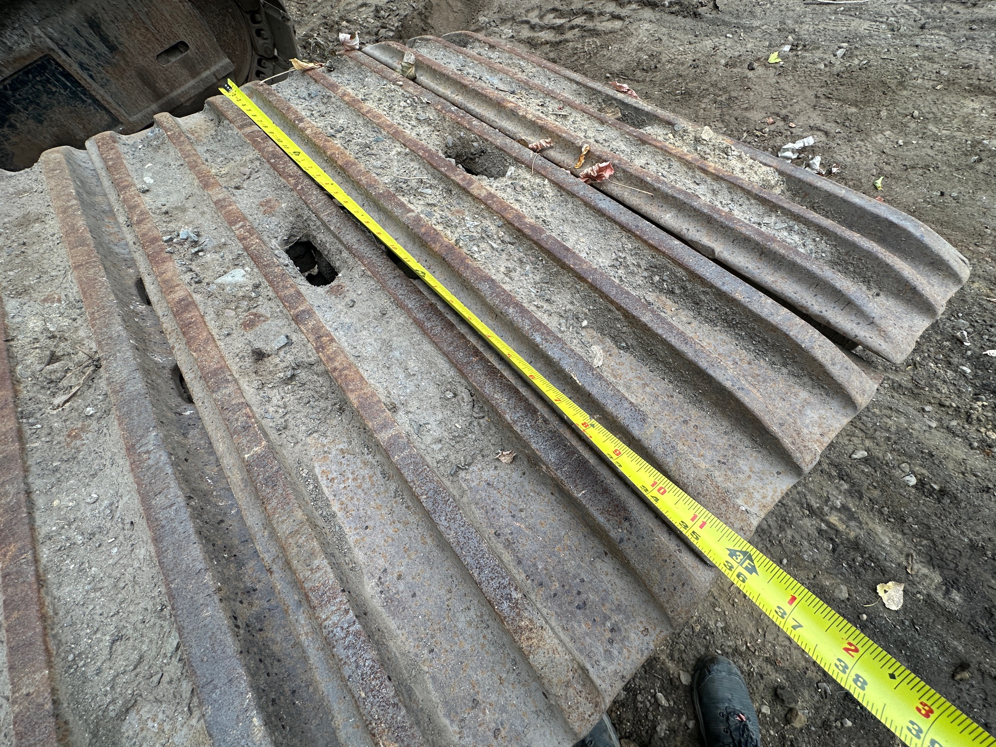 2011 DEERE 450D LC - view 9 of 41