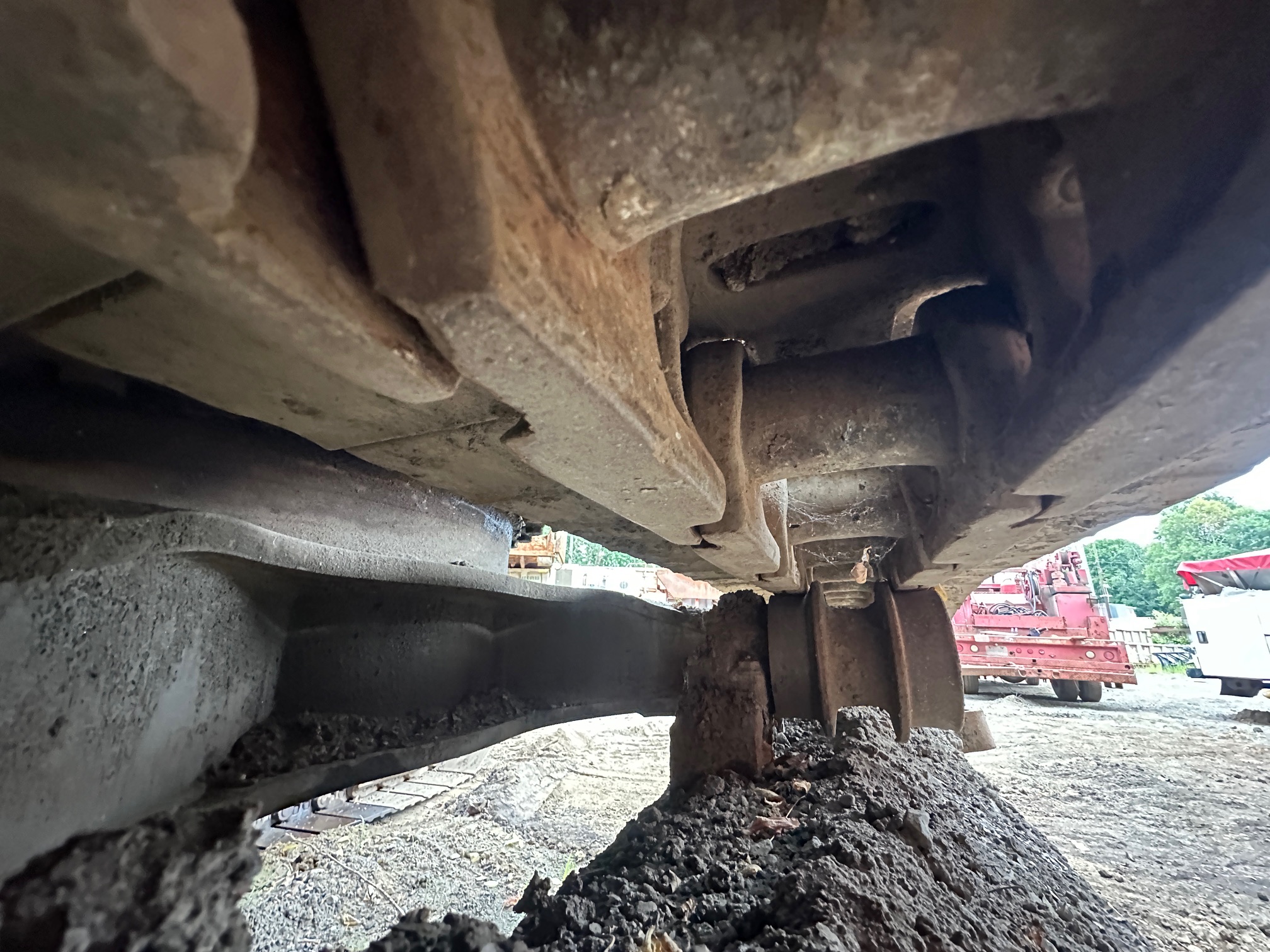 2011 DEERE 450D LC - view 11 of 41