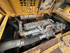 2011 DEERE 450D LC - Image 16