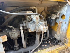 2011 DEERE 450D LC - Image 21