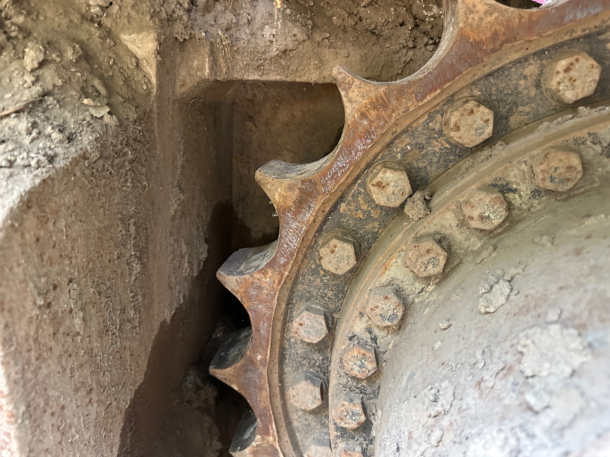 2011 DEERE 450D LC - Image 24