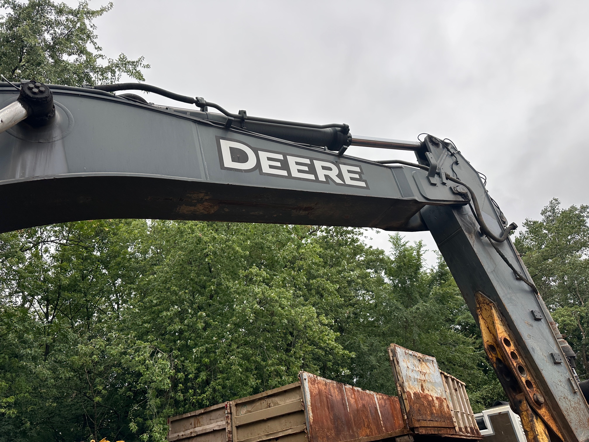 2011 DEERE 450D LC - Image 29