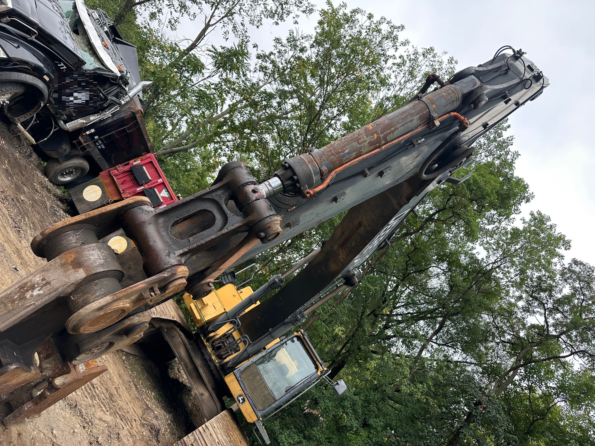 2011 DEERE 450D LC - Image 30