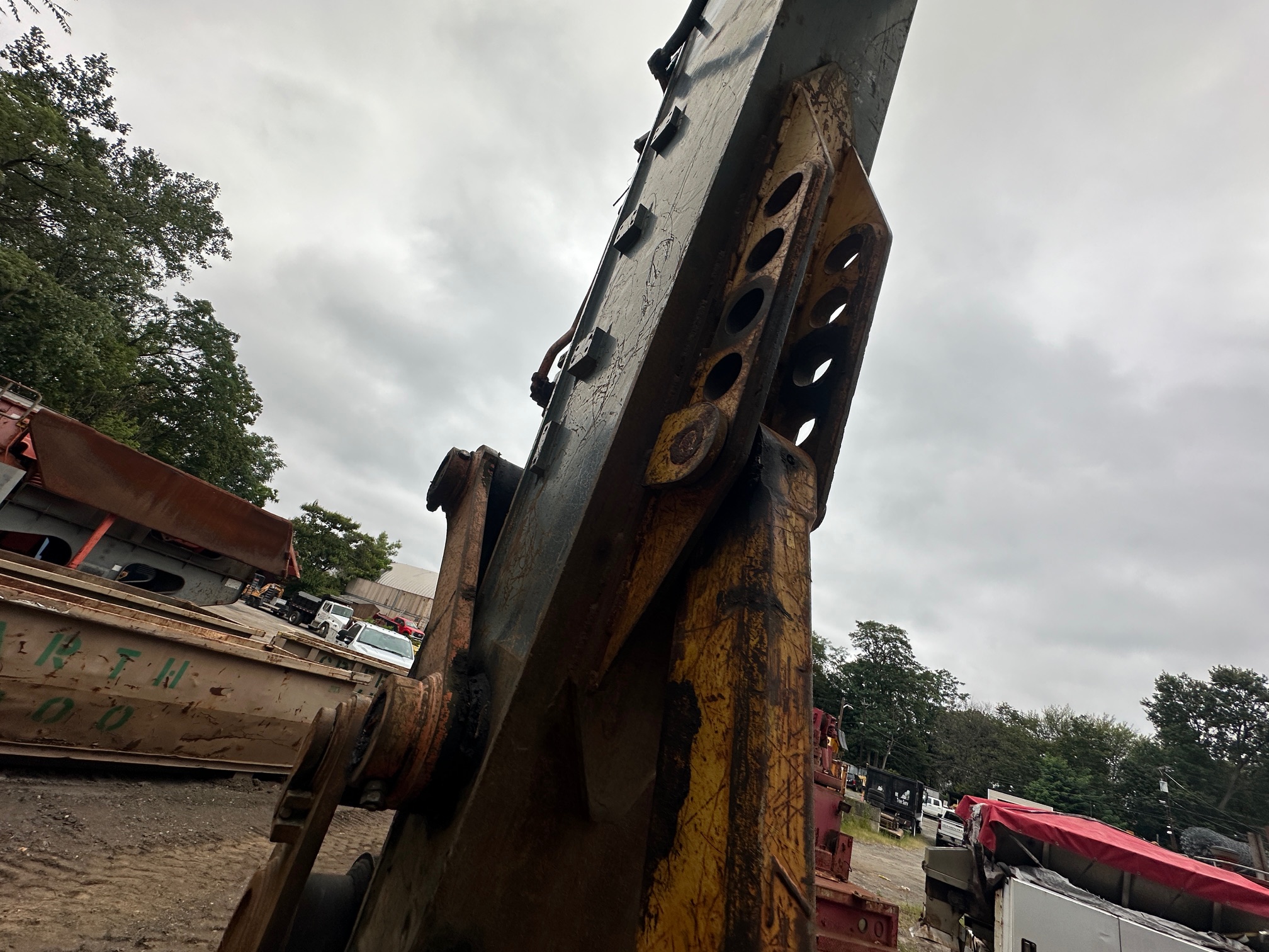 2011 DEERE 450D LC - Image 33