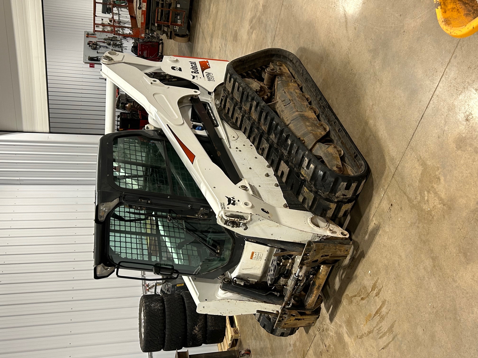 2020 BOBCAT T870 - Image 6