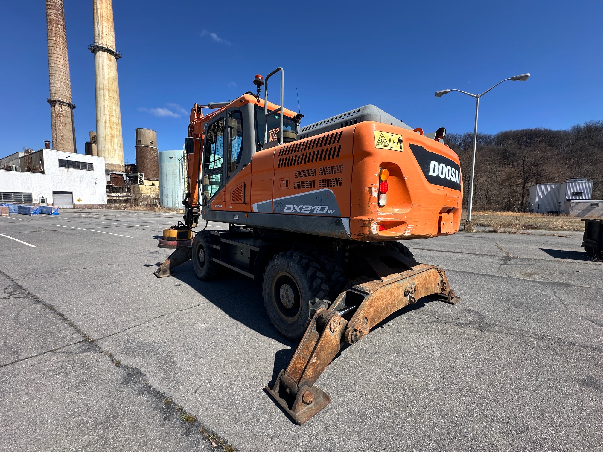2018 DOOSAN DX210W - view 14 of 51