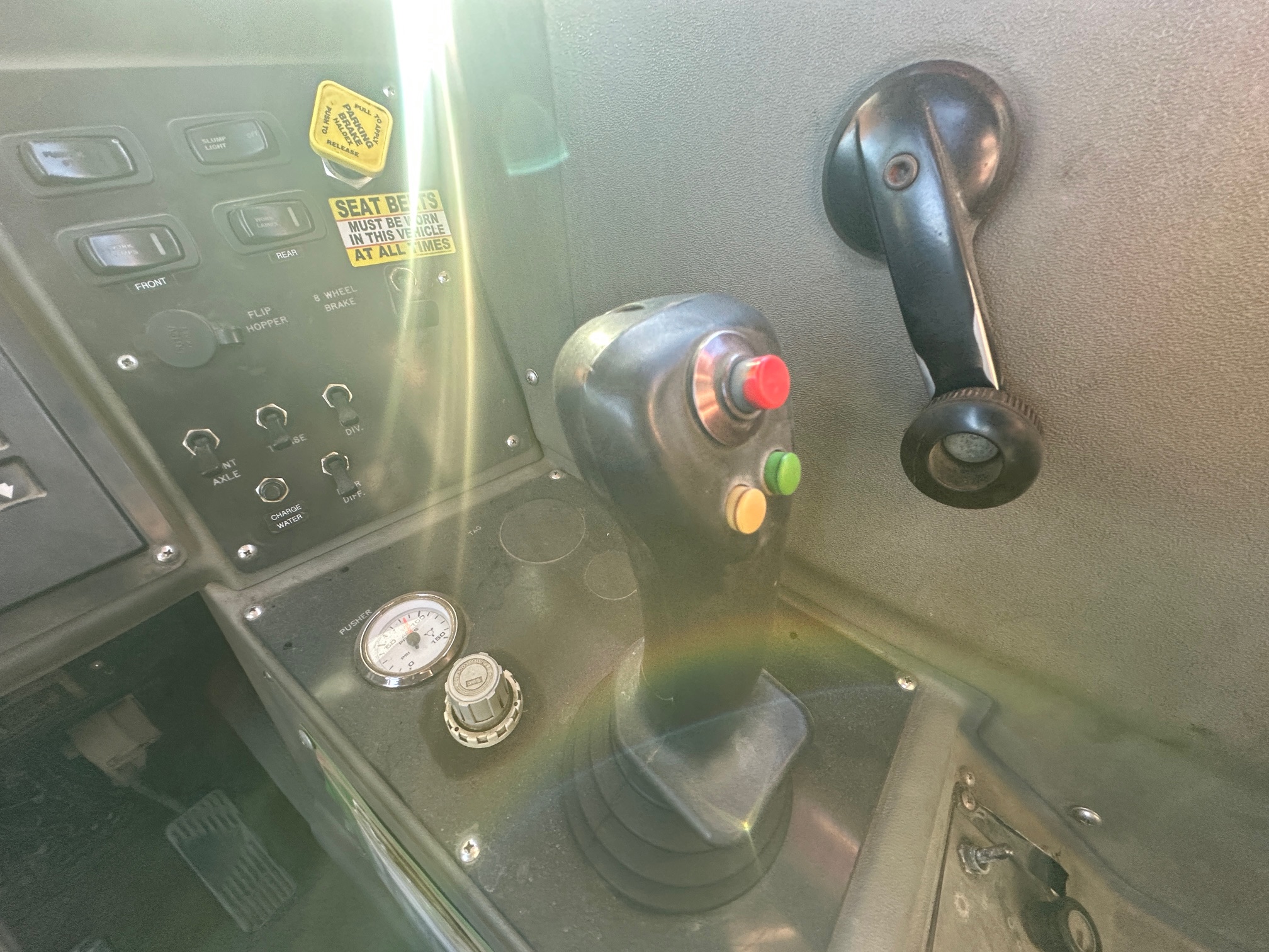 2018 PHOENIX Front Discharge Mixer - Image 19