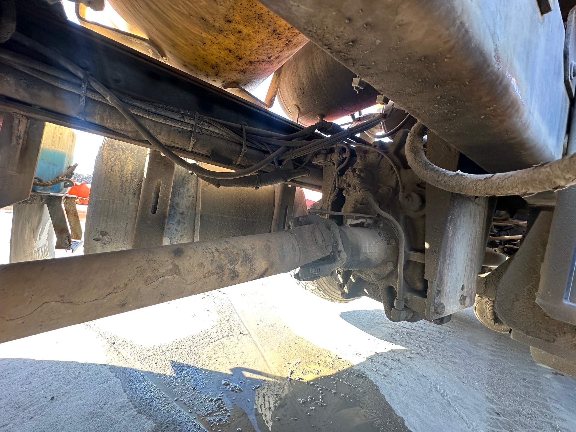 2018 PHOENIX Front Discharge Mixer - Image 24