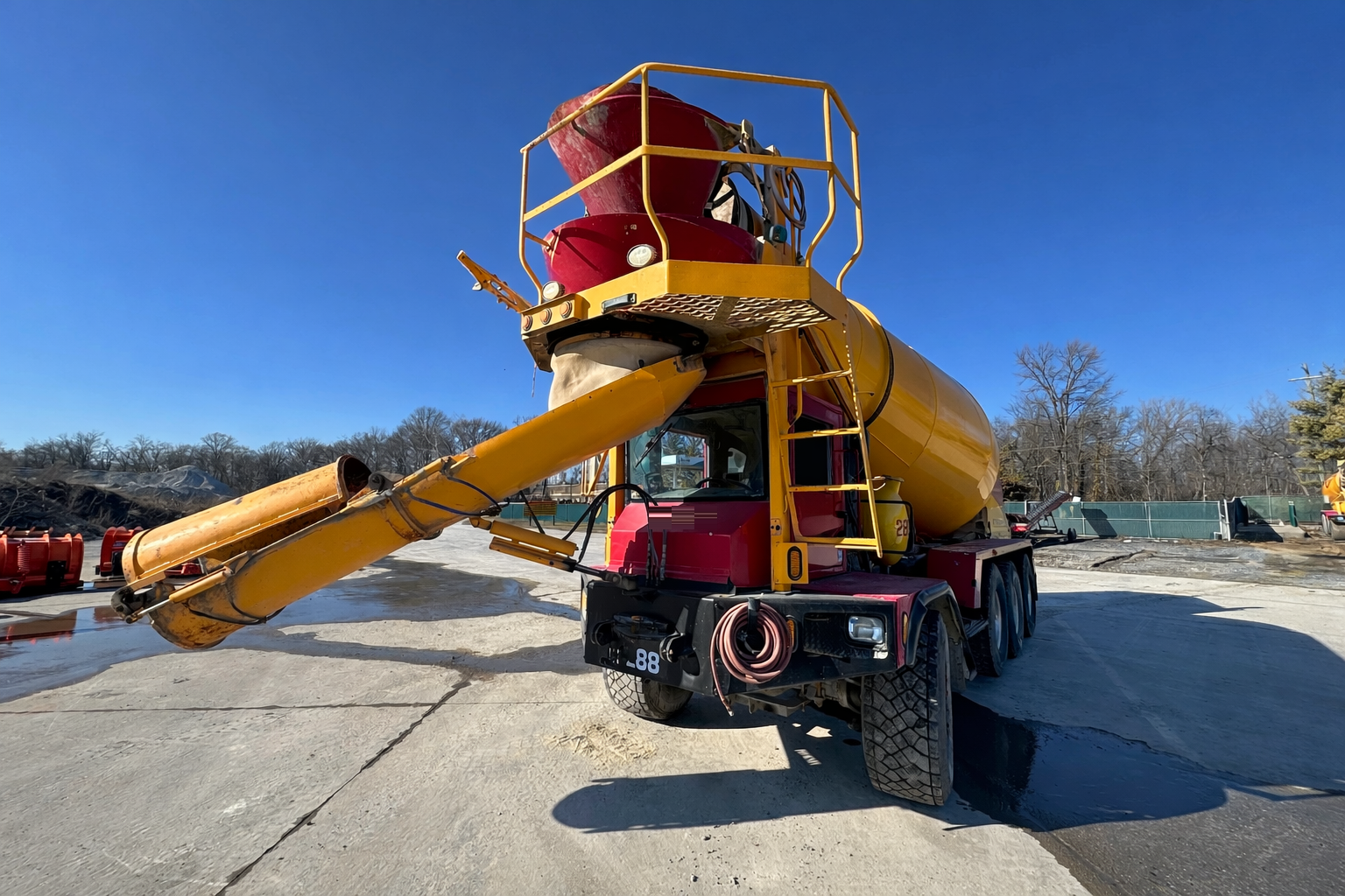 2018 PHOENIX Front Discharge Mixer - view 7 of 51