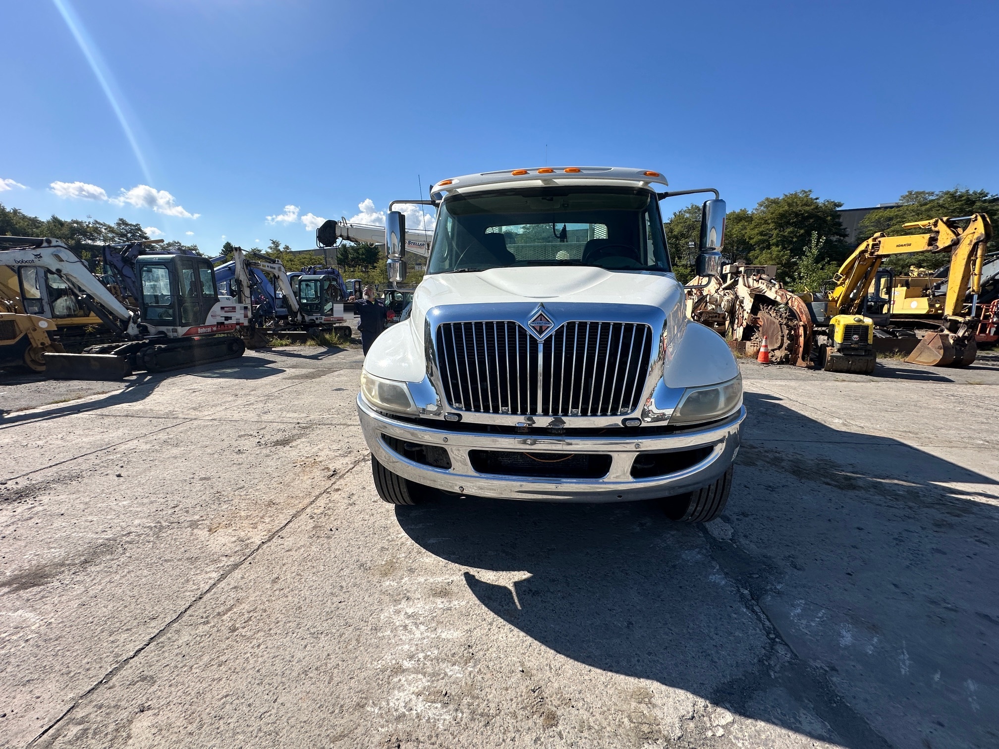 2010 INTERNATIONAL 4300 Service Truck - Image 8