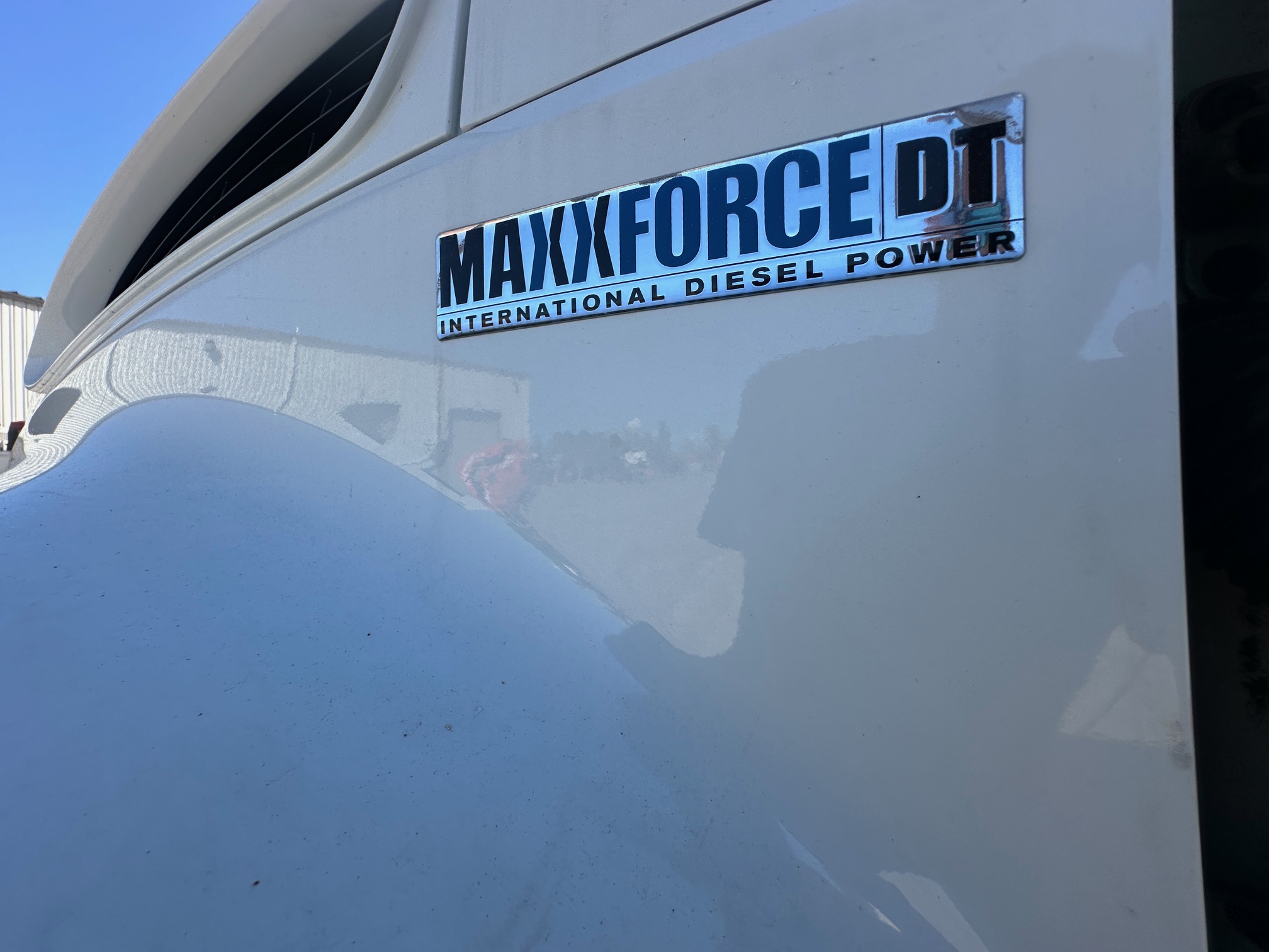 2010 INTERNATIONAL 4300 Service Truck - Image 37