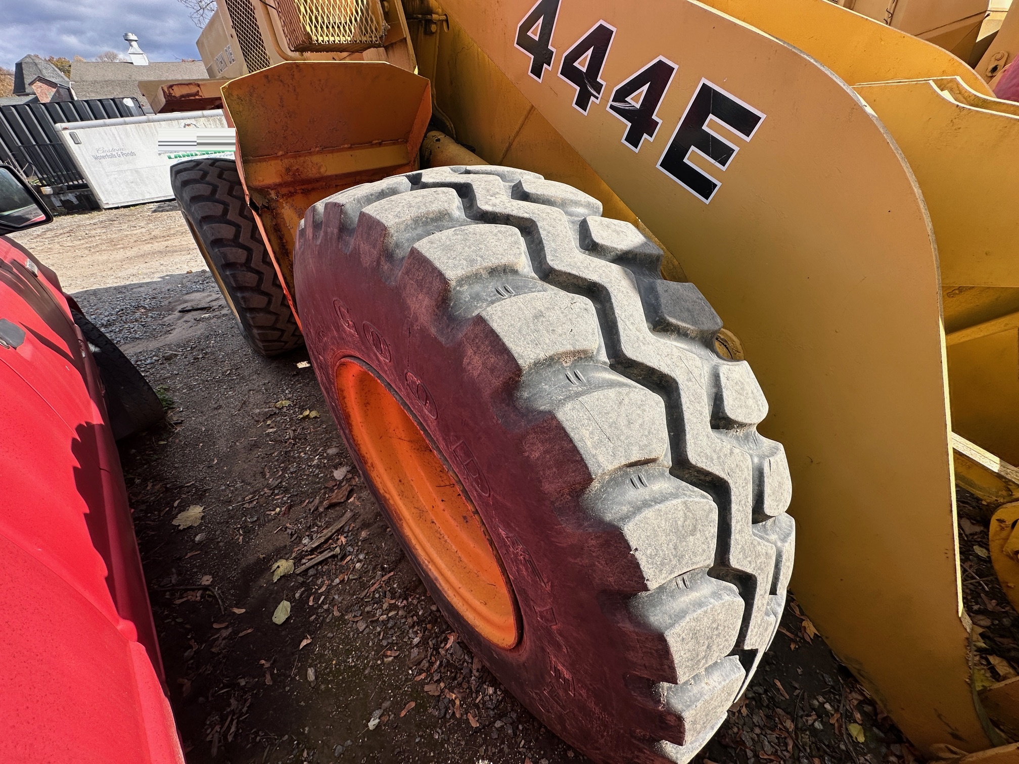 1992 DEERE 444E - view 14 of 33