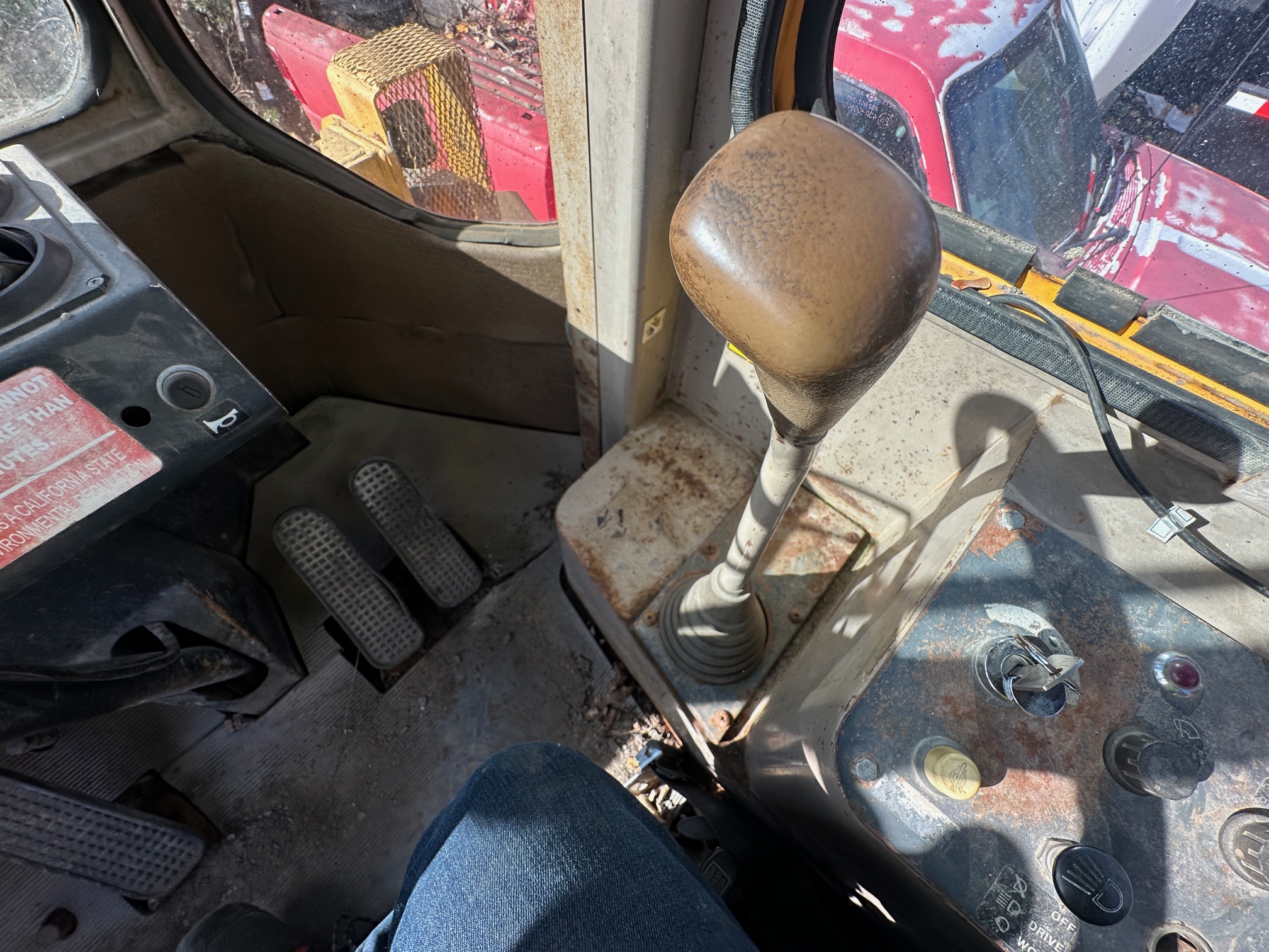 1992 DEERE 444E - Image 32