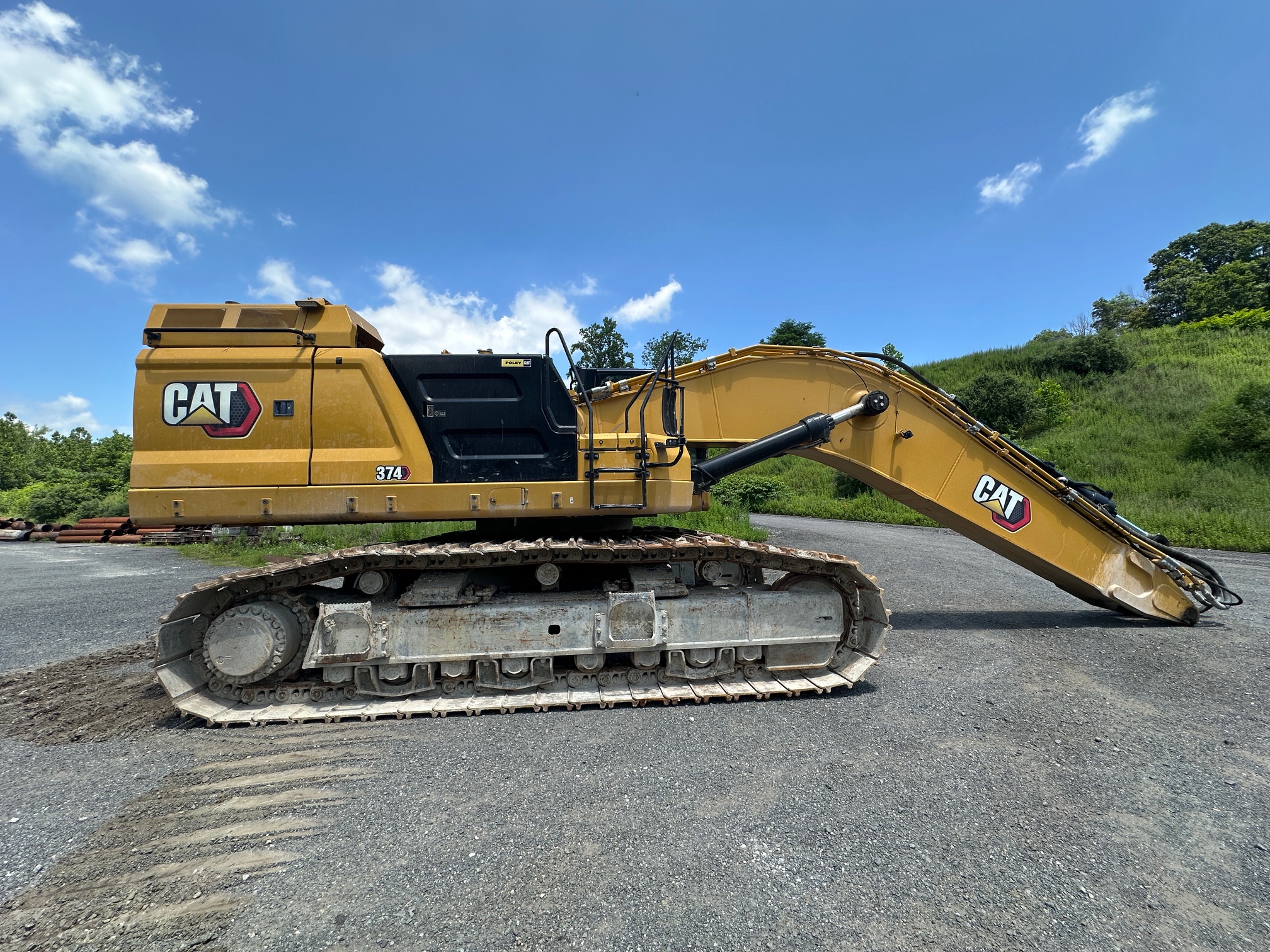 2022 CATERPILLAR 374 - view 1 of 57